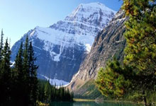 险胜上海!新疆有进步但隐患仍多!内线+外援+多人状态需要调整!.